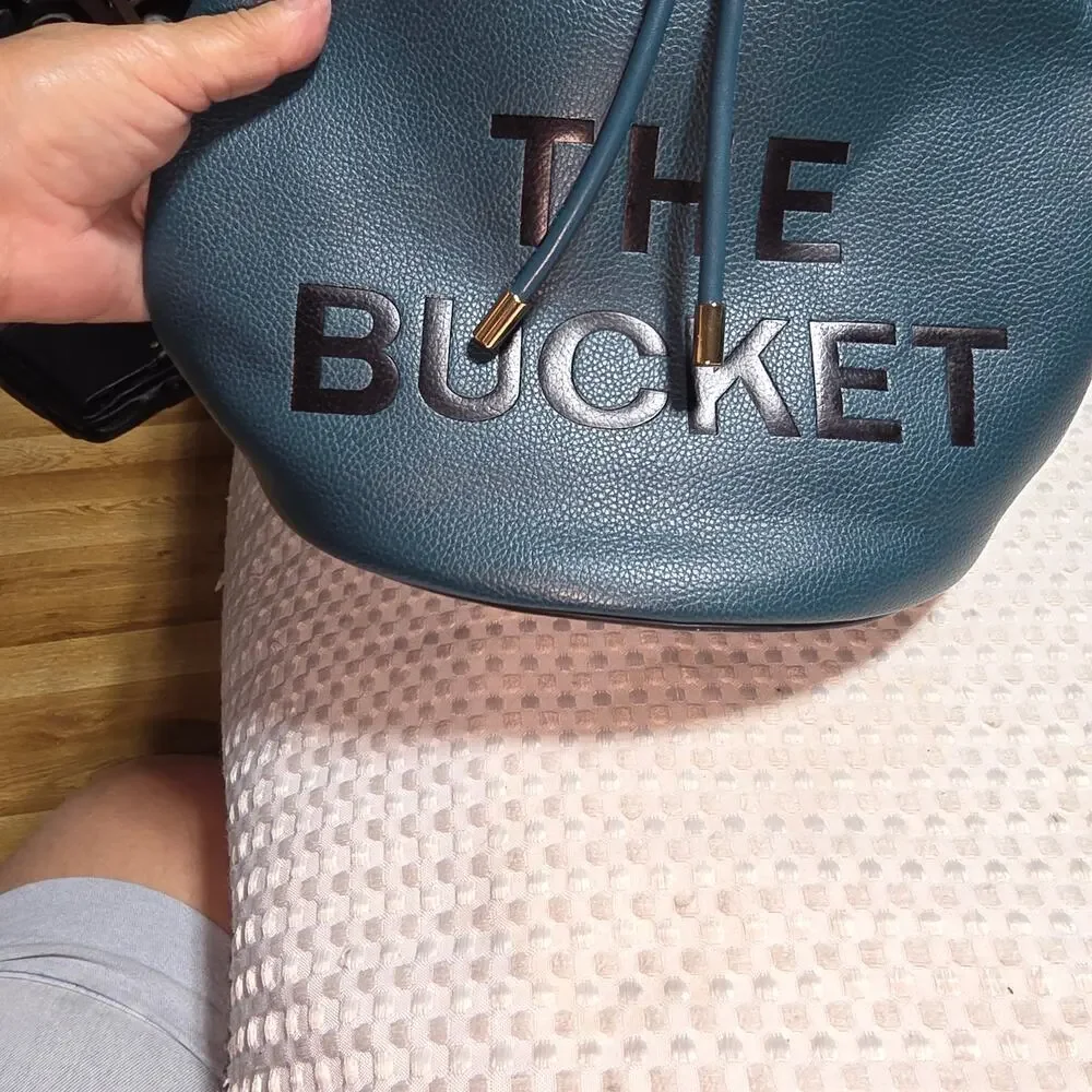 THE BUCKET TEAL DRAWSTRING BUCKET BAG